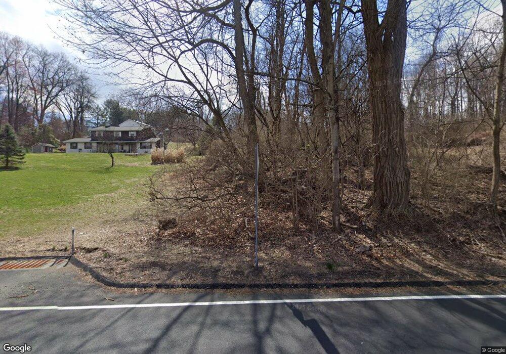 1870 Cedar Top Rd, Reading, PA 19607 - photo 1