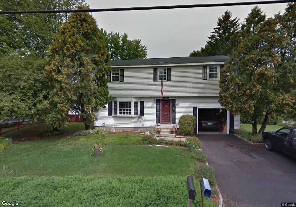 96 Granite St, Hooksett, NH 03106 - photo 1