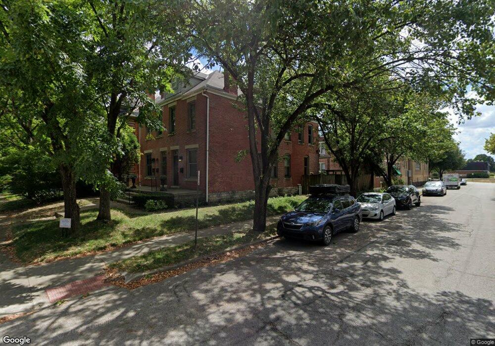 383 W Hubbard Ave, Columbus, OH 43215 - photo 1