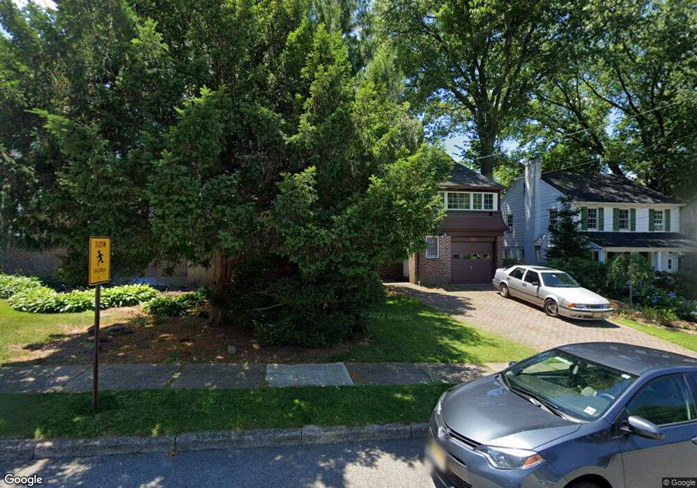 30 Elm St, Tenafly, NJ 07670 - photo 1