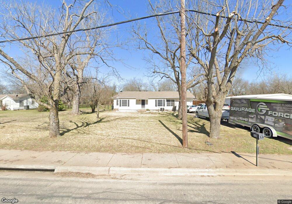 934 Country Club Rd, Cleburne, TX 76033 - photo 1