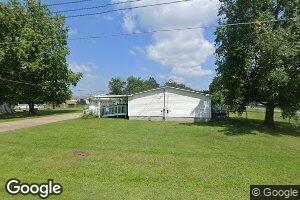 303 Kings Ave, Ewing, IL 62836
