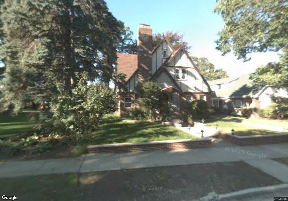 18649 Avon Rd, Jamaica, NY 11432 - photo 1