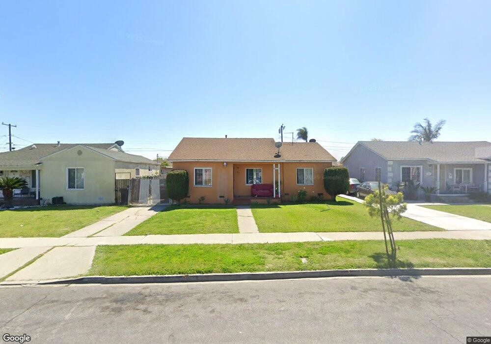 960 W Laurel St, Compton, CA 90220 - photo 1