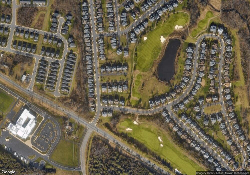 43075 Holly Tree Ln, Chantilly, VA 20152 - photo 1