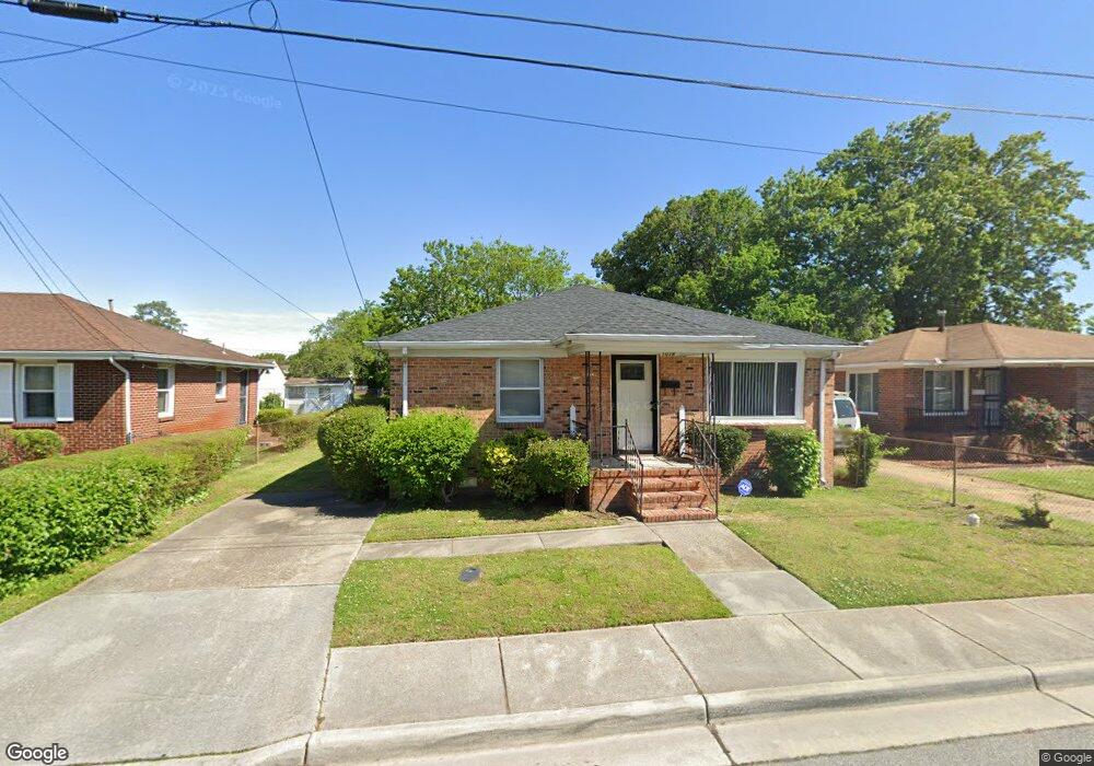 1018 Wilcox Ave, Portsmouth, VA 23704 - photo 1