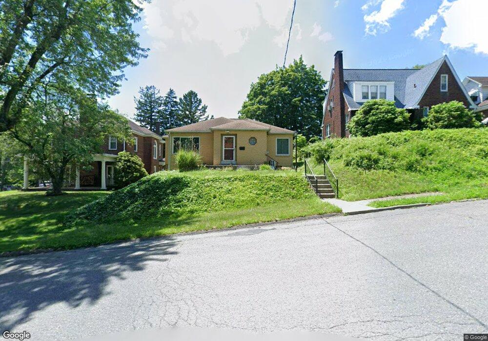 402 N Lehigh St, Tamaqua, PA 18252 - photo 1