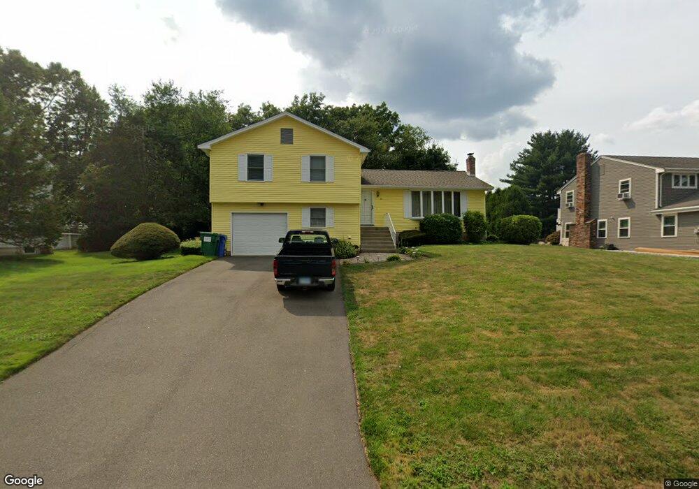 14 Brittany Cir, Cromwell, CT 06416 - photo 1