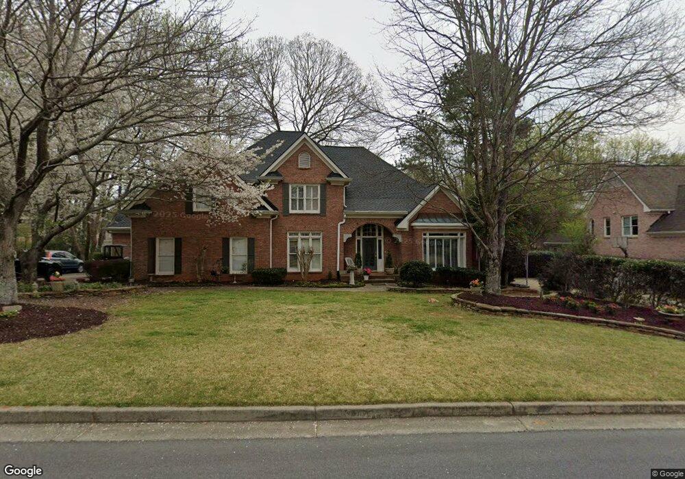 10695 Oxford Mill Cir unit 4, Alpharetta, GA 30022 - photo 1