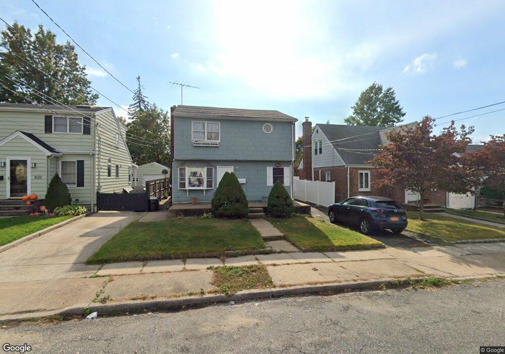 1043 Wool Ave, Franklin Square, NY 11010 - photo 1