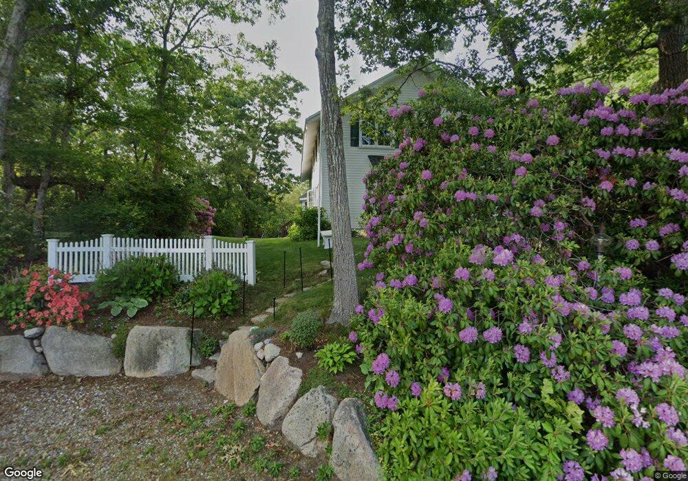 7 Robinson Rd, Sagamore Beach, MA 02562 - photo 1