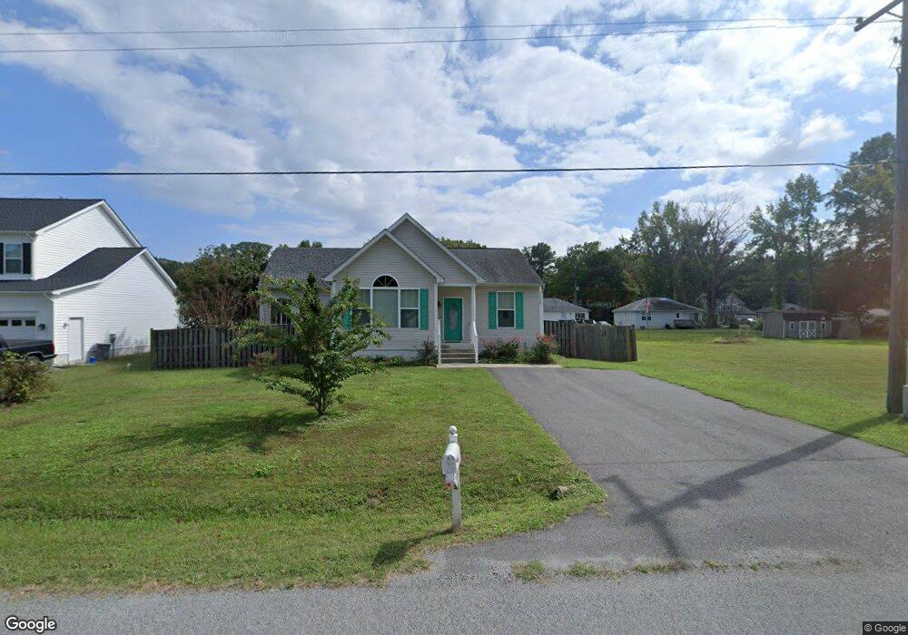 1048 Ebb Tide Dr, Colonial Beach, VA 22443 - photo 1