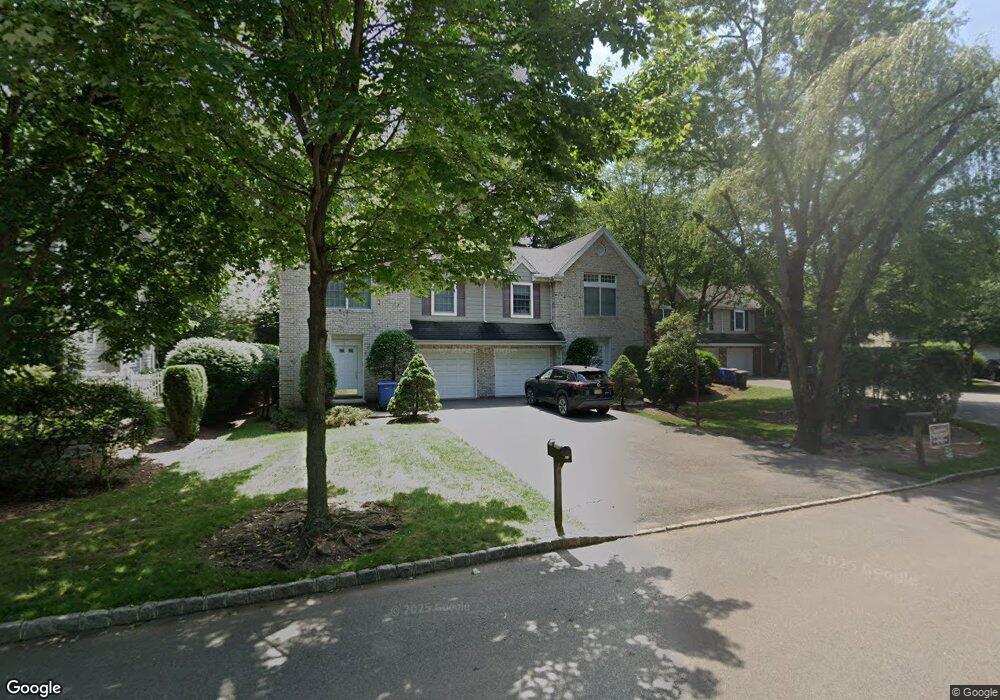 82 Hickory Ct unit 84, Tenafly, NJ 07670 - photo 1
