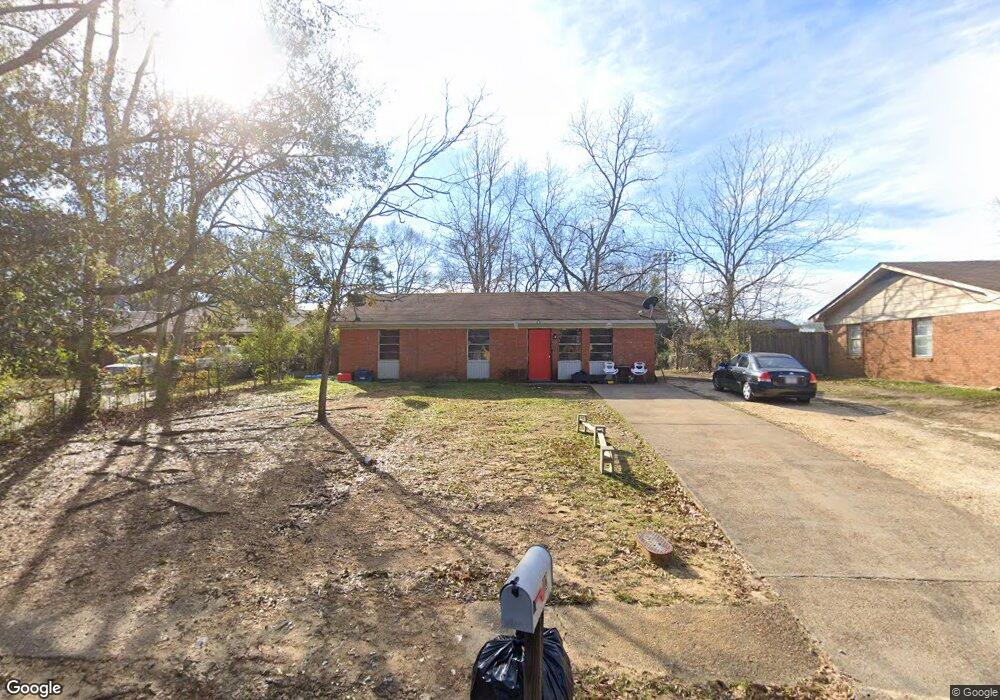 112 Ainsworth St, Hazlehurst, MS 39083 - photo 1