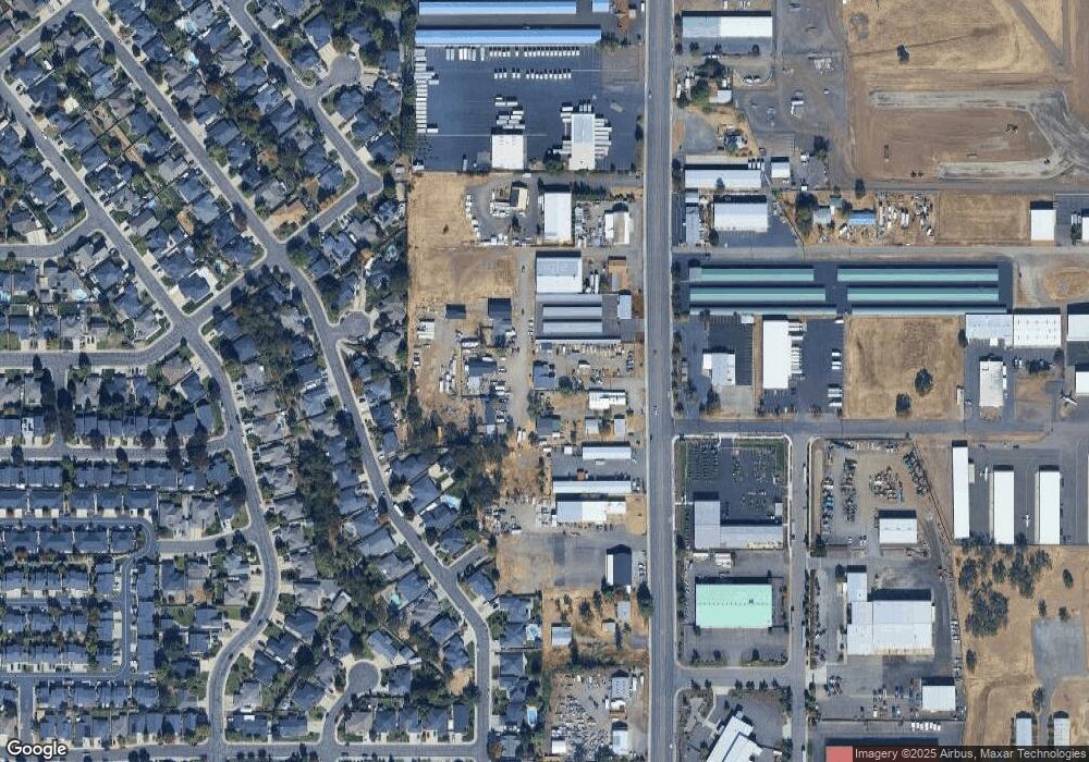 4523 Table Rock Rd, Central Point, OR 97502 - photo 1