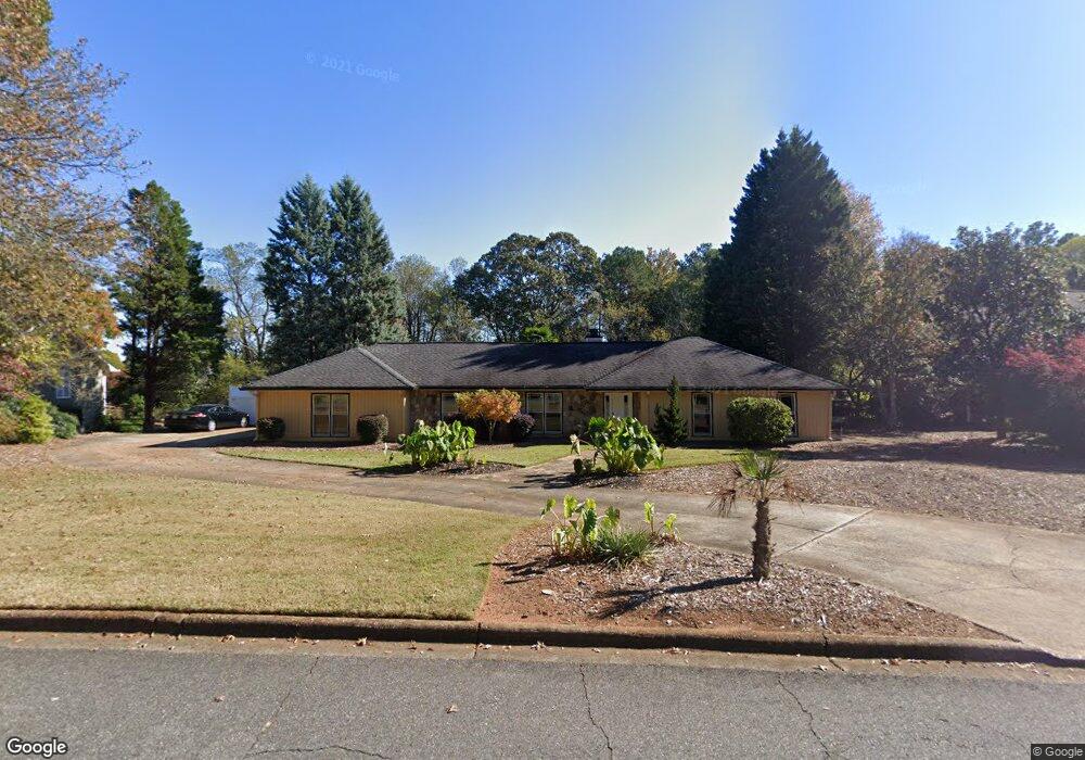 705 Saddle Creek Cir, Roswell, GA 30076 - photo 1