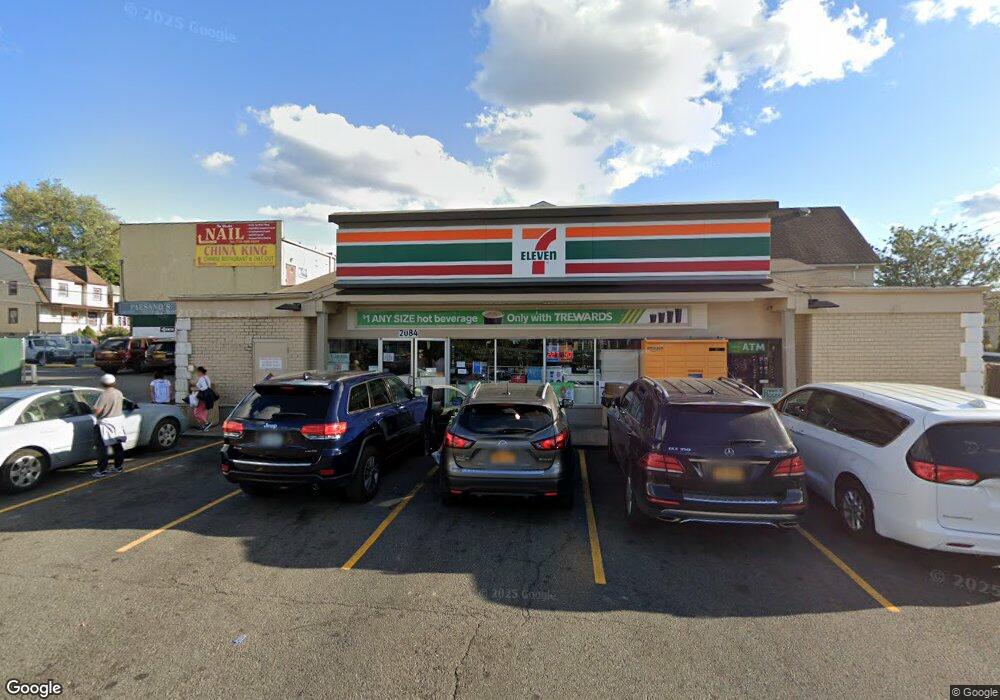 2084 Victory Blvd, Staten Island, NY 10314 - photo 1