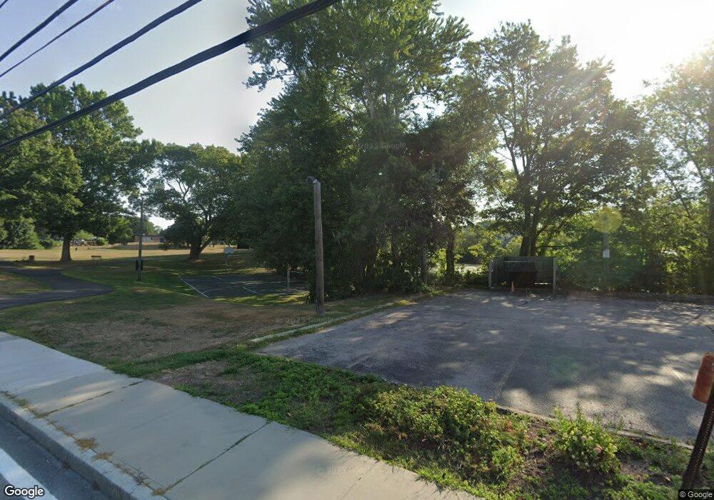 20 High Meadow Ln, Wakefield, RI 02879 - photo 1