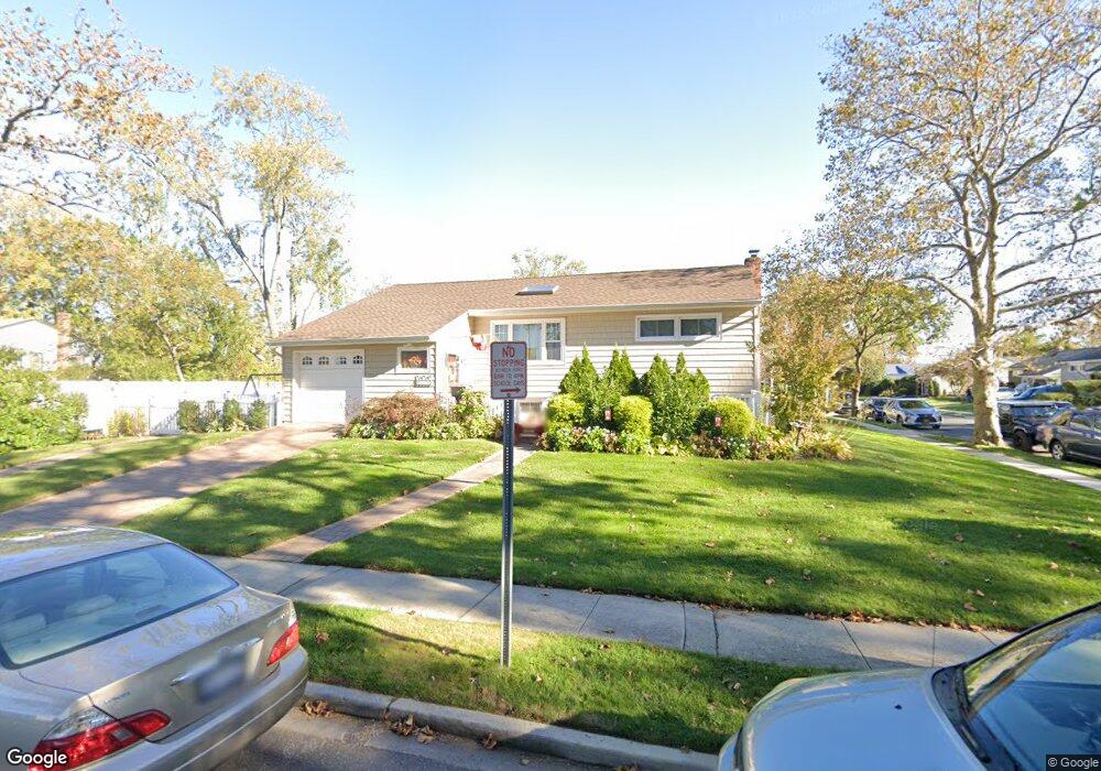 17 Forest Rd, Valley Stream, NY 11581 - photo 1