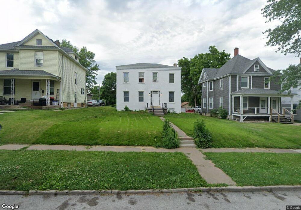 2114 Farnam St unit 4, Davenport, IA 52803 - photo 1