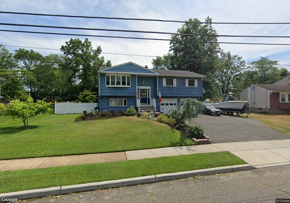 29 Shawnee Ln, Old Bridge, NJ 08857 - photo 1