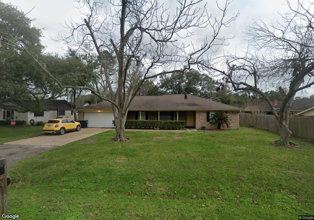 909 Old Galveston Rd, Alvin, TX 77511 - photo 1