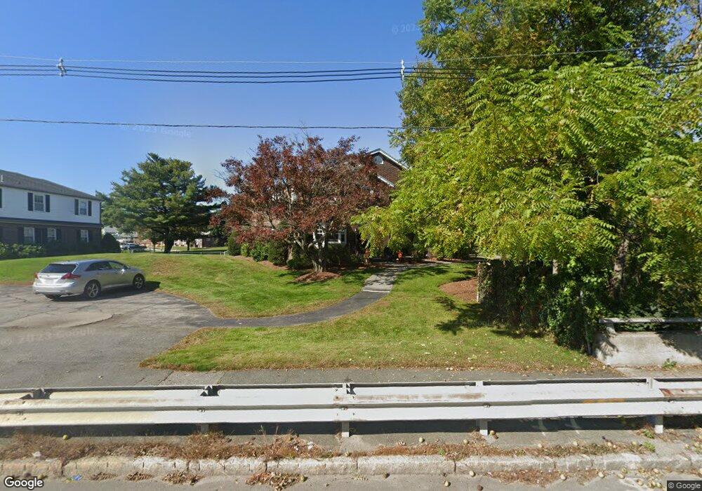 630 Chickering Rd, North Andover, MA 01845 - photo 1