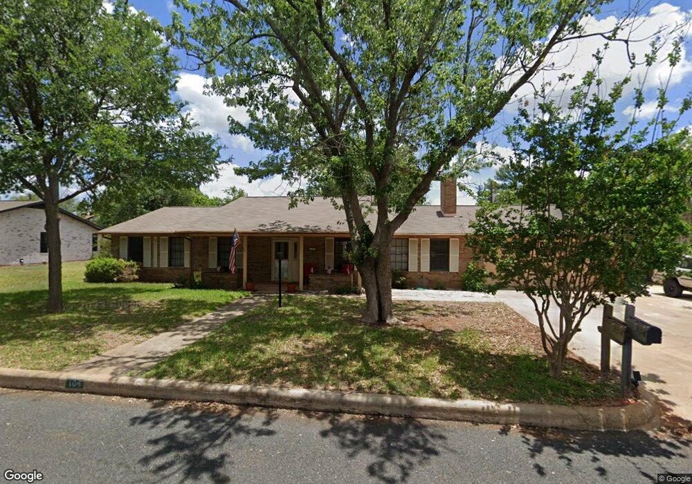 104 Crestwood Dr, Fredericksburg, TX 78624 - photo 1