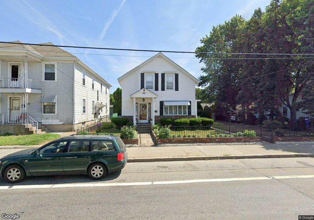 1085 Lonsdale Ave, Central Falls, RI 02863 - photo 1