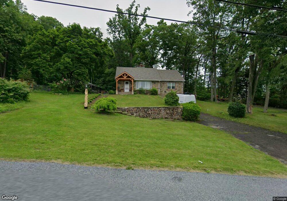 7645 Corning Rd, Zionsville, PA 18092 - photo 1