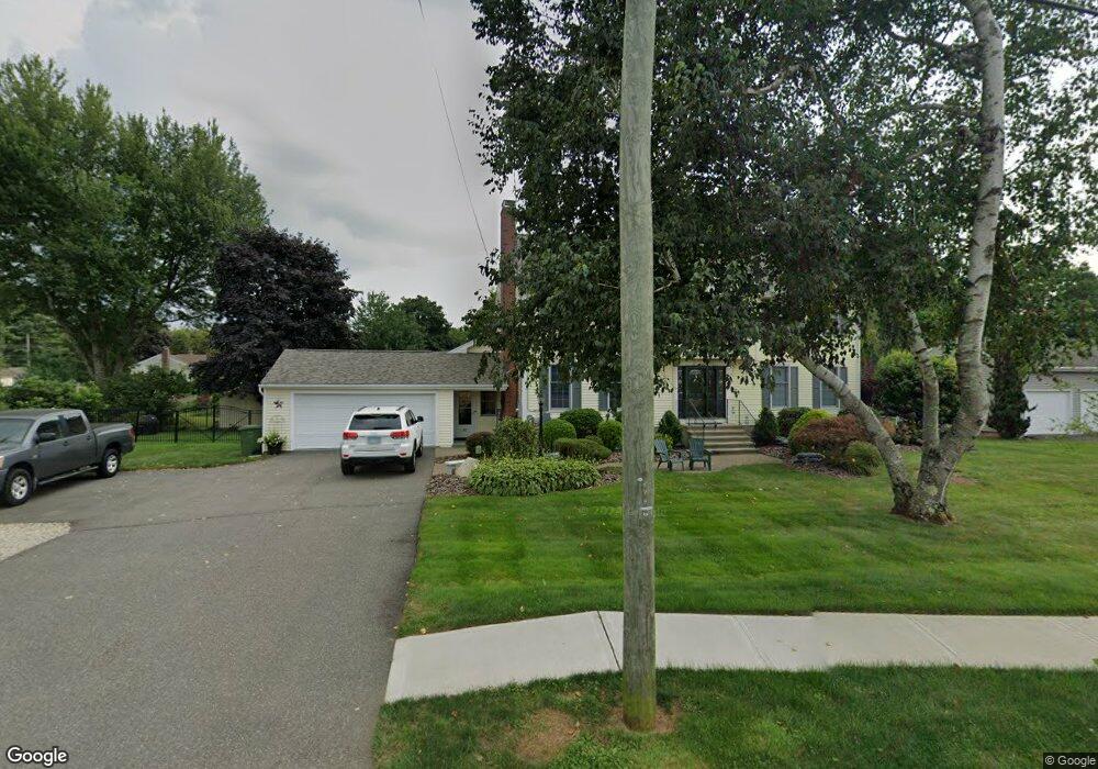 73 Geer St, Cromwell, CT 06416 - photo 1