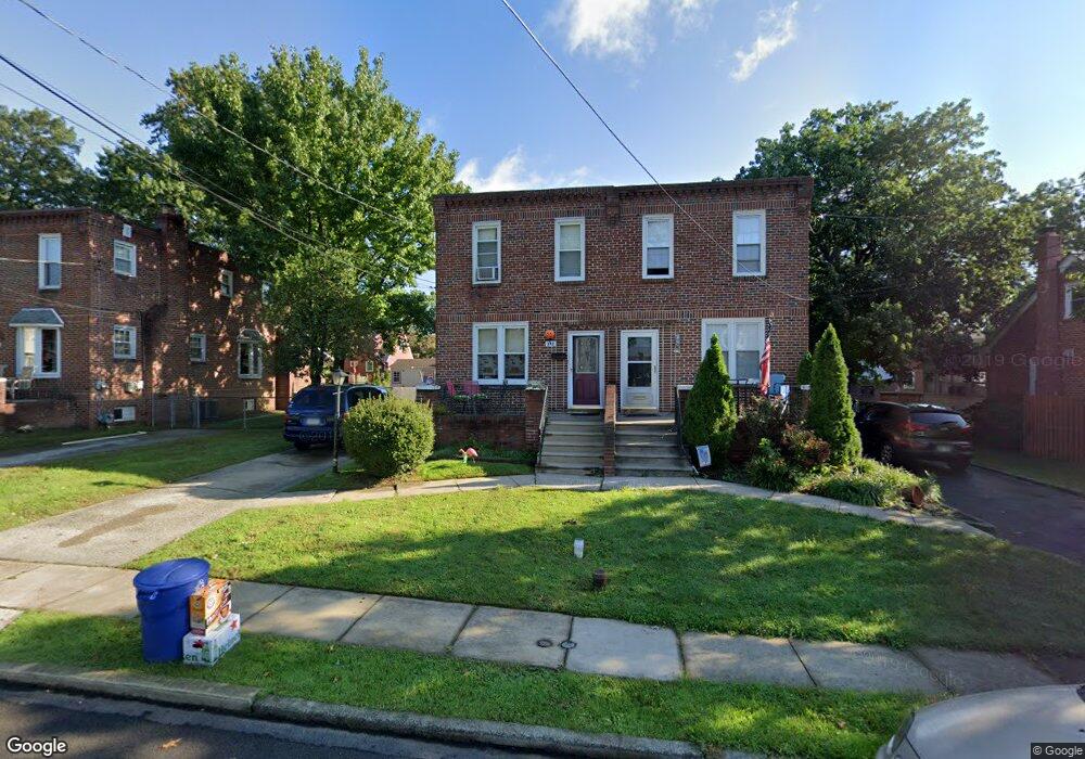 212 Hazel Ave, Folsom, PA 19033 - photo 1