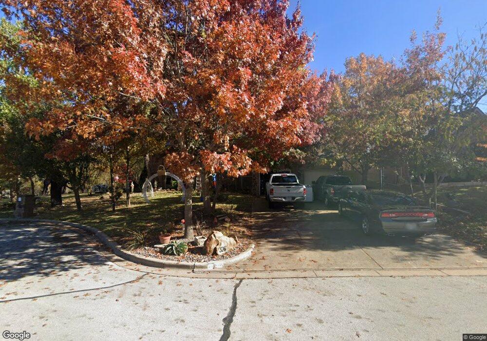 328 Fanning Dr, Hurst, TX 76053 - photo 1