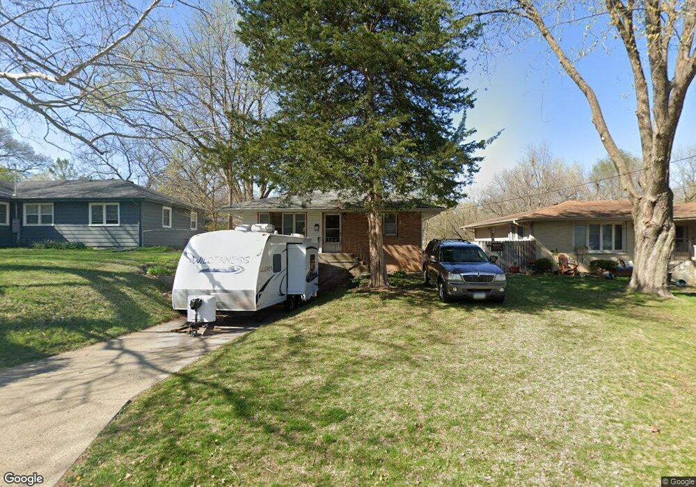 3217 Jefferson Ave, Des Moines, IA 50310 - photo 1