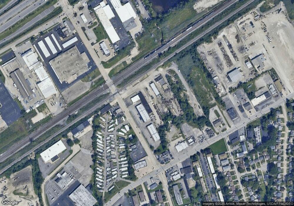 1195 E 305th St, Willoughby Hills, OH 44092 - photo 1