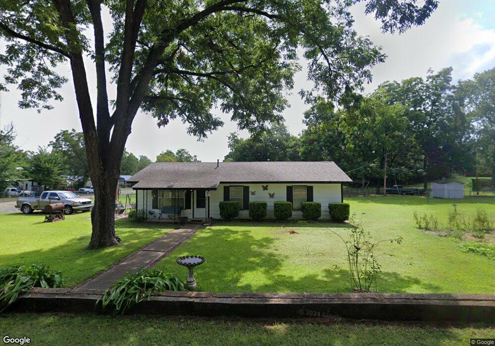 801 S 6th St, Hugo, OK 74743 - photo 1