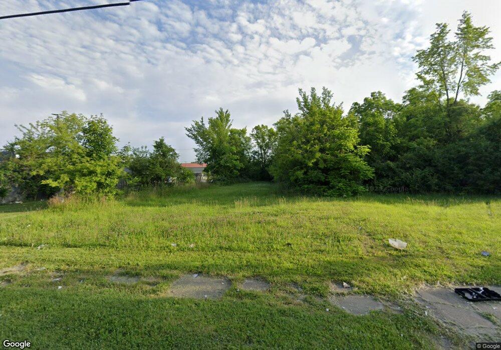 729 E Bundy Ave, Flint, MI 48505 - photo 1