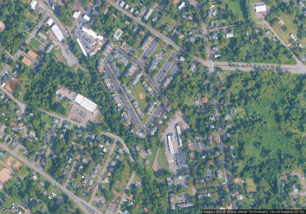 271 Fairfield Dr, Warrenton, VA 20186 - photo 1