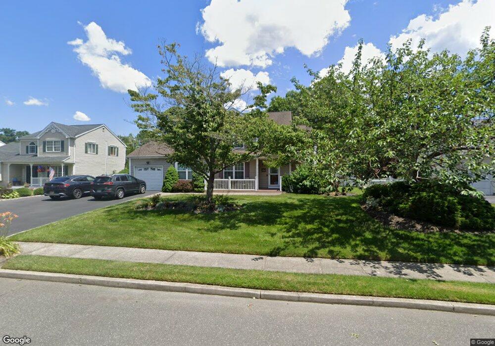 105 Spence Ave, Holtsville, NY 11742 - photo 1