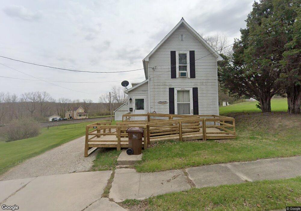 643 Walnut St, Wabash, IN 46992 - photo 1