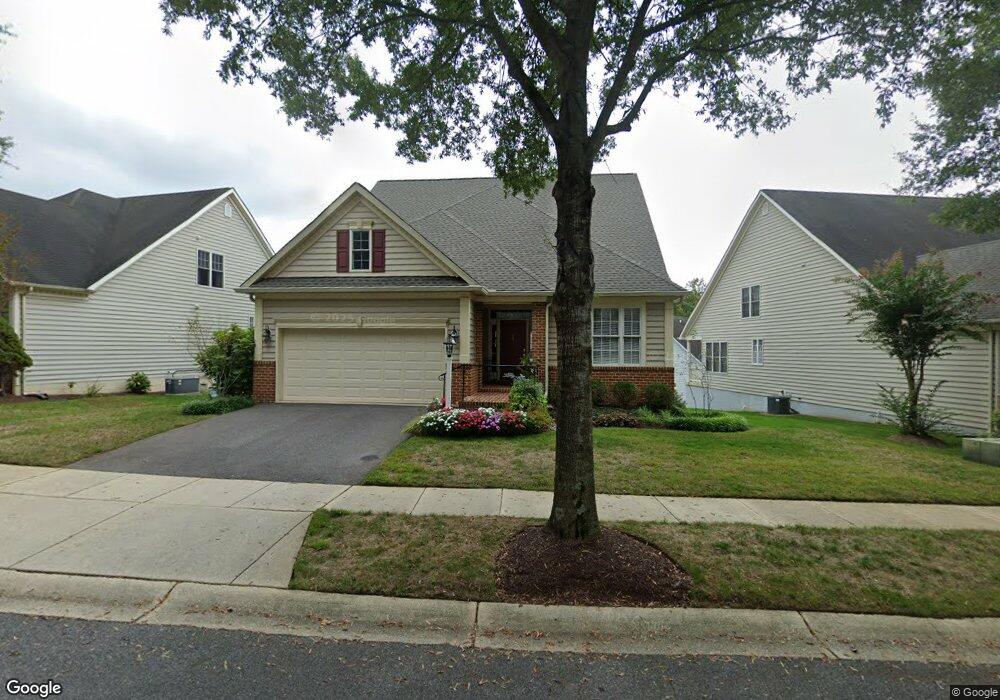 6810 Crofton Colony Ct, Crofton, MD 21114 - photo 1