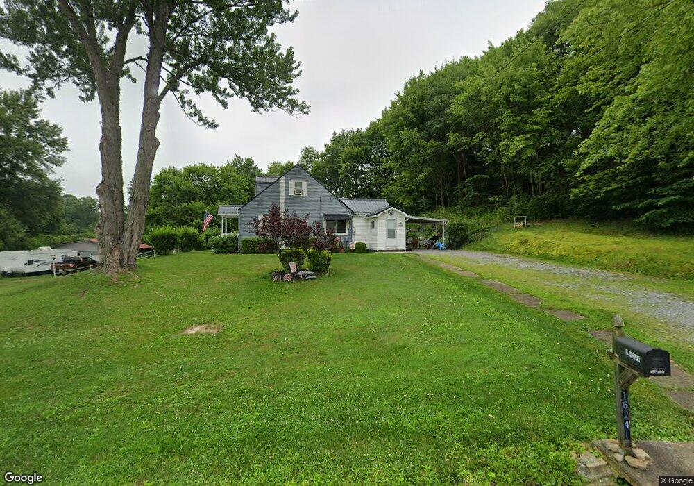 16240 John Ave, East Liverpool, OH 43920 - photo 1