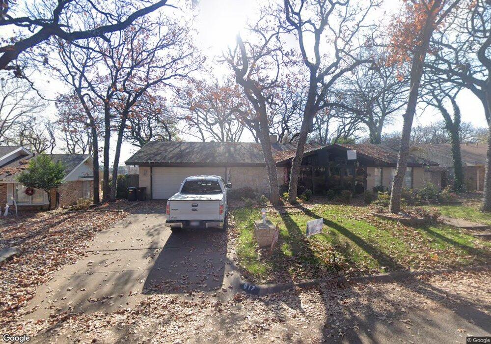 817 Wheelwood Dr, Hurst, TX 76053 - photo 1