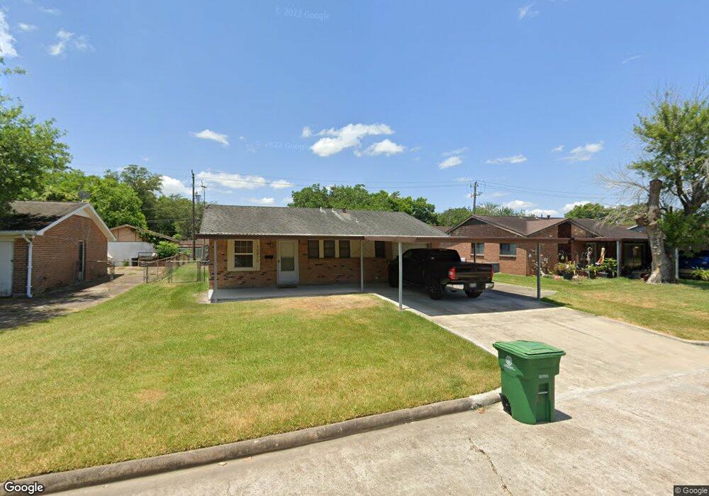 10810 Twig Dr, Houston, TX 77089 - photo 1
