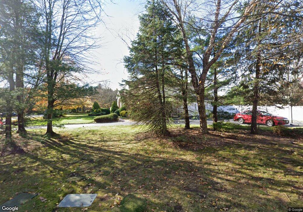 1 Vanderbilt Ct, Dix Hills, NY 11746 - photo 1
