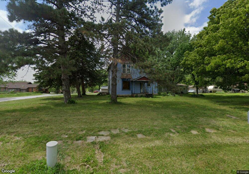 215 S 4th St, Mayetta, KS 66509 - photo 1