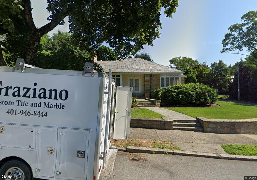 80 Monadnock Rd, Chestnut Hill, MA 02467 - photo 1