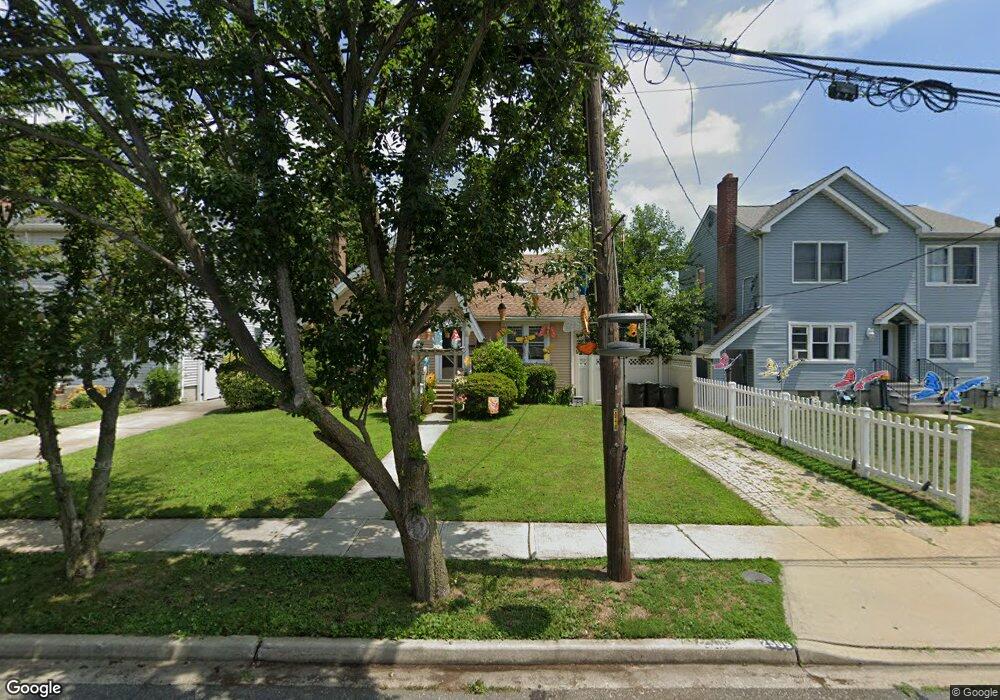 2509 Yale Place, Merrick, NY 11566 - photo 1