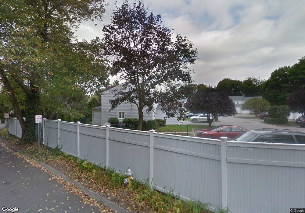 19 Le Grande Ave unit 14, Greenwich, CT 06830 - photo 1