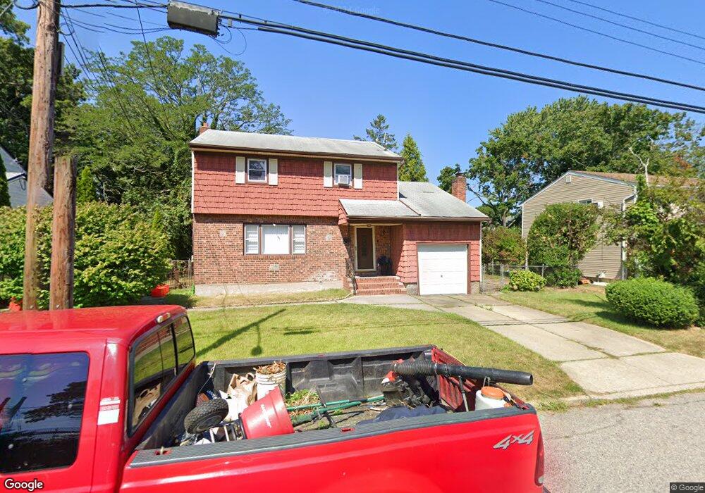 262 Mulberry Ln, West Hempstead, NY 11552 - photo 1